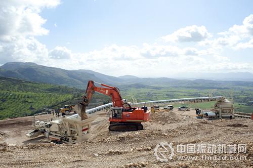 美卓節(jié)省卡車運(yùn)輸?shù)囊苿?dòng)式破碎與輸送系統(tǒng)